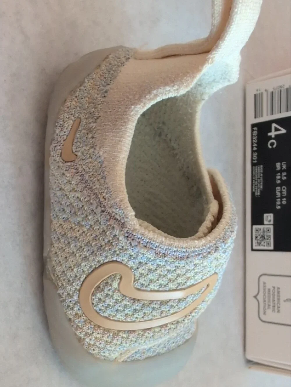 Nike Toddlers Swoosh 1 - Flyknit Slip-On Sneakers with Iridescent Knit